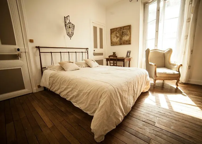 La Pause Angevine Bed & Breakfast